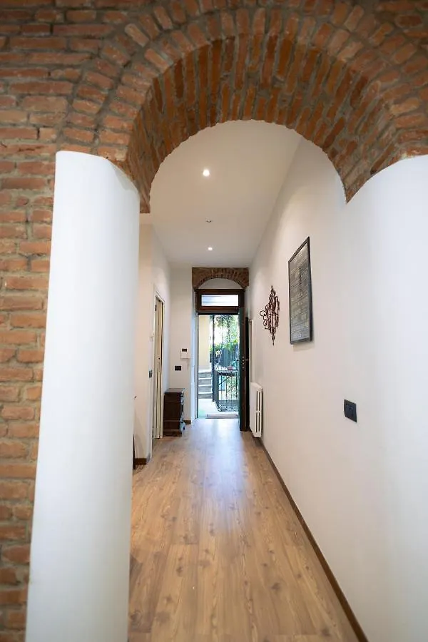 The Red Bricks Home - San Babila Area Milan 0*,  Italy